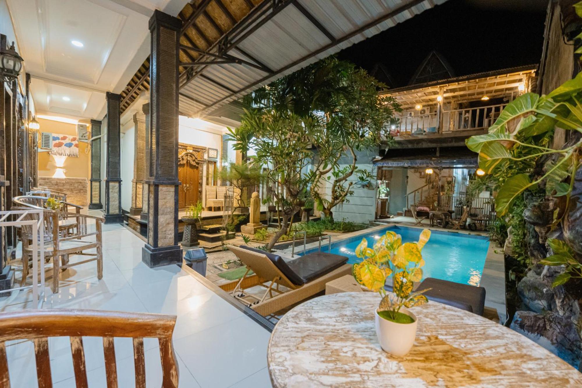 The Mel Homestay Batununggul Exterior foto