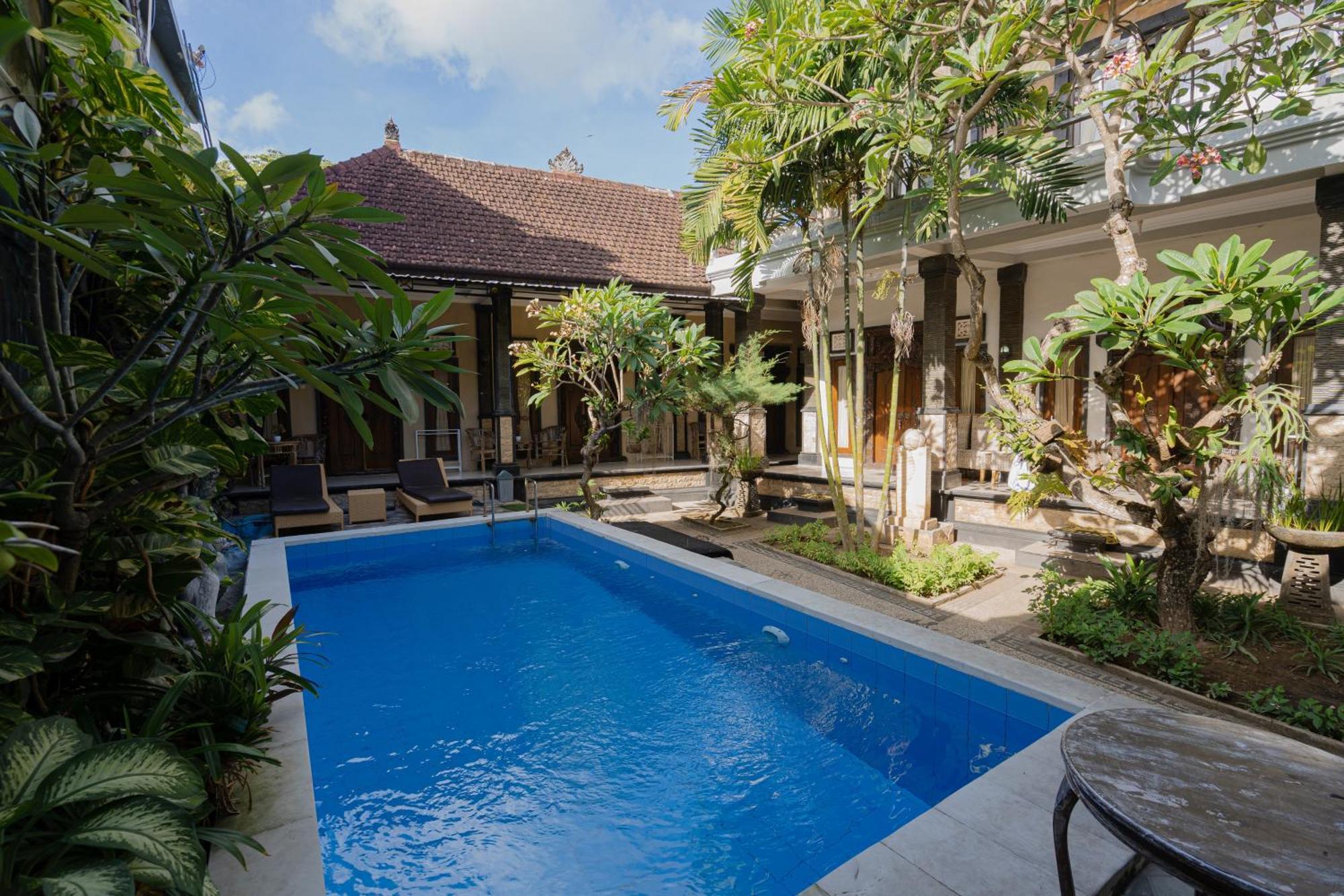 The Mel Homestay Batununggul Exterior foto