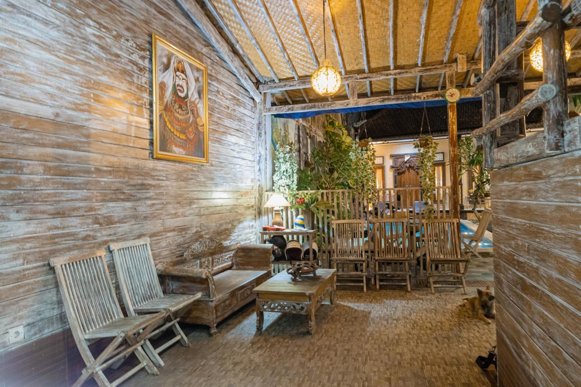 The Mel Homestay Batununggul Exterior foto