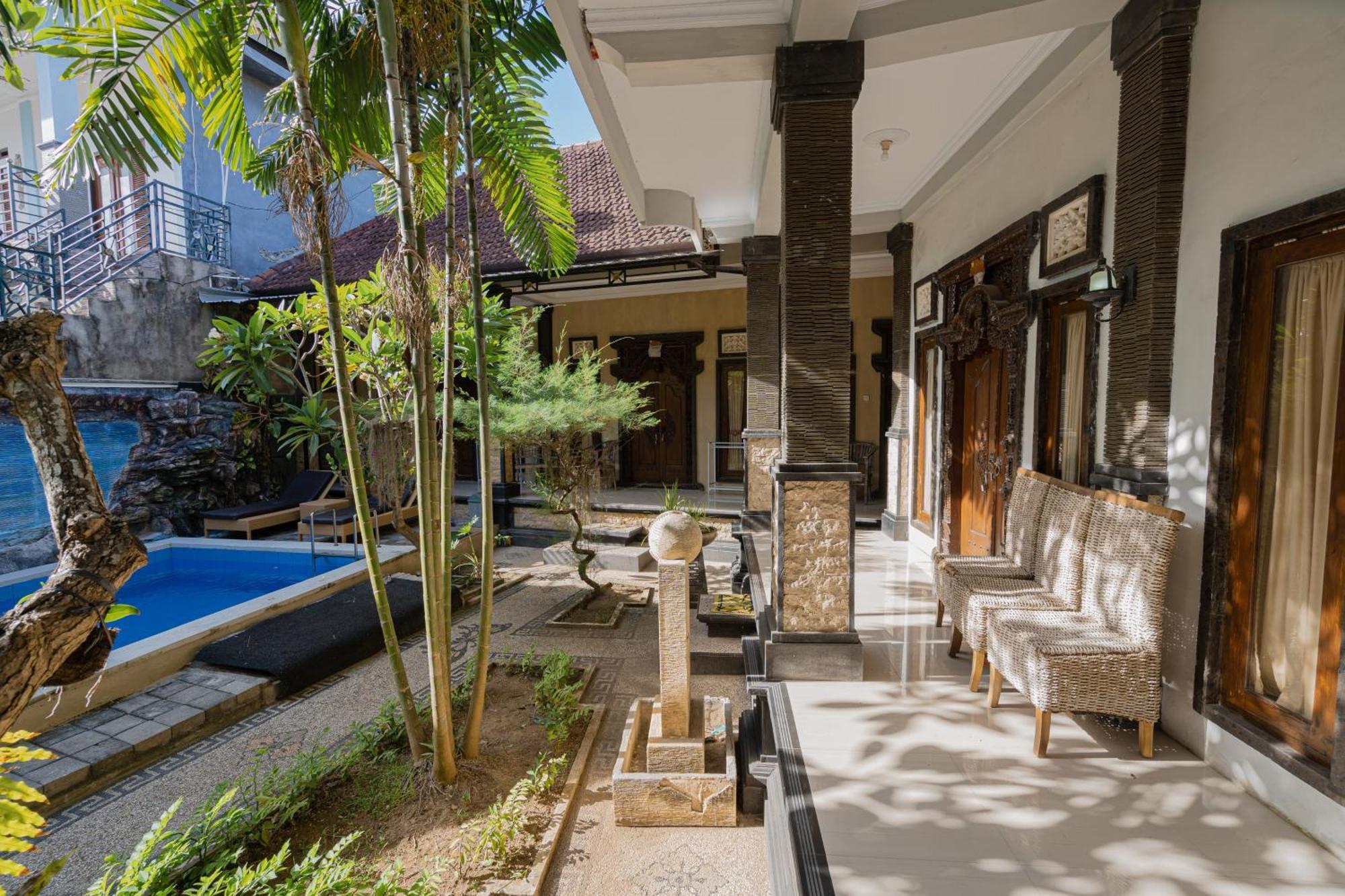 The Mel Homestay Batununggul Exterior foto